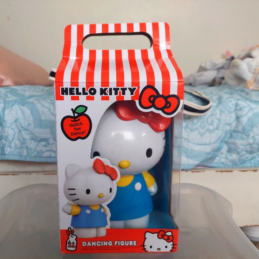 Hello kitty dancing figure!